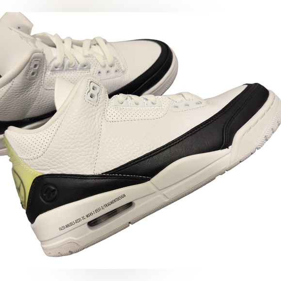 Jordan 3 retro Fragment (yellowing heel tab) Men’s 7/Women’s 9 - Picture 7 of 10